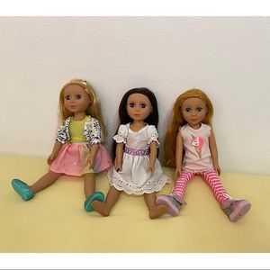 Selling 3 glitter girl dolls